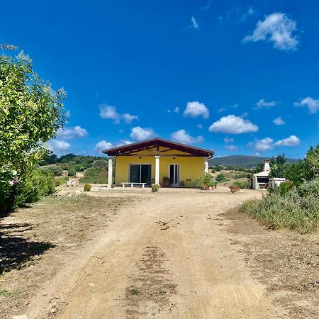 San Leonardo Country House Calangianus Εξωτερικό φωτογραφία