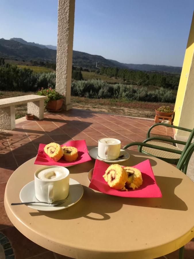 San Leonardo Country House Calangianus Εξωτερικό φωτογραφία