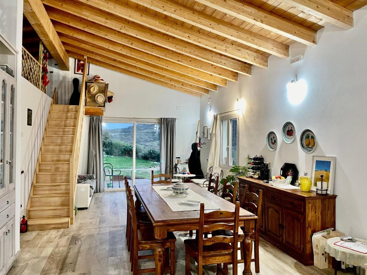 San Leonardo Country House Calangianus Εξωτερικό φωτογραφία