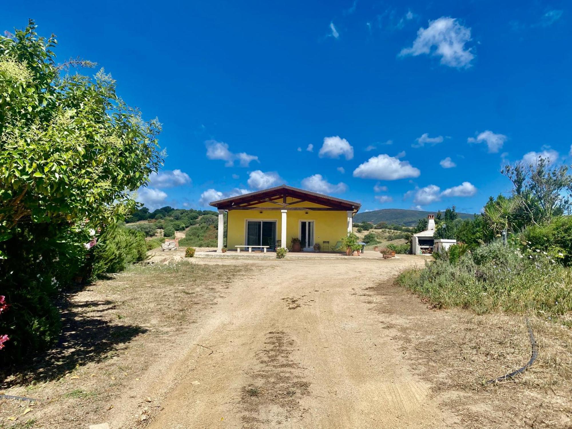 San Leonardo Country House Calangianus Εξωτερικό φωτογραφία